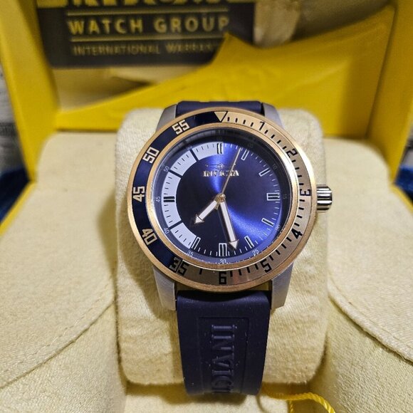 Invicta Other - Invicta Specialty Men Blue Silicone Band Gold Silver Watch 12847